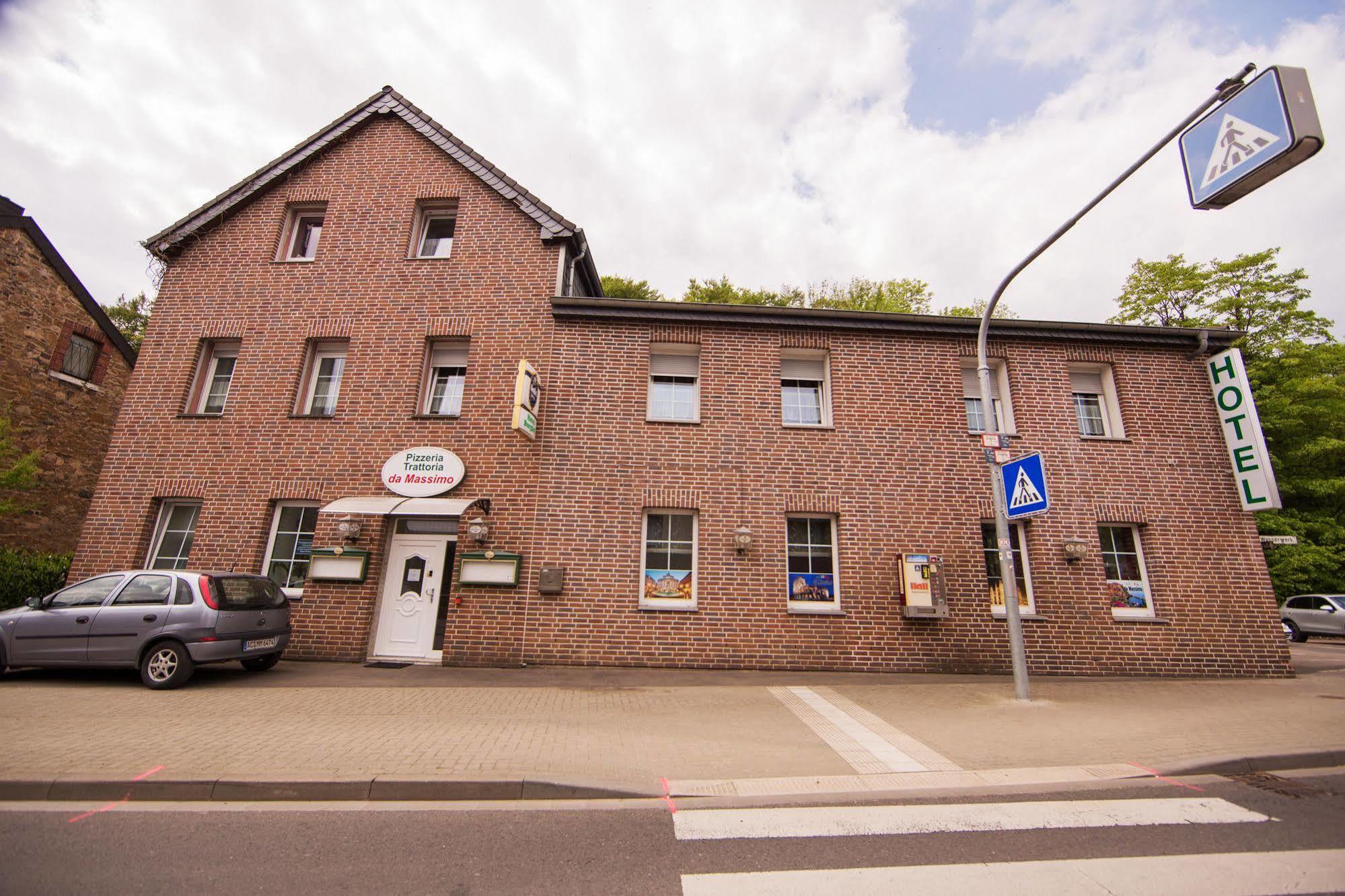 Hotel Burghof Stolberg  Exterior photo